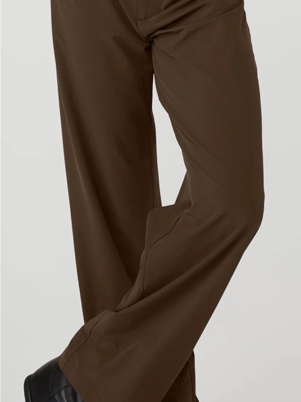 ALO Yoga Black Women's Trousers - Picture 7 of 9